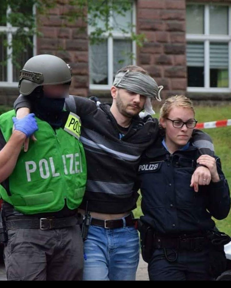 Festnahme · Betreuung